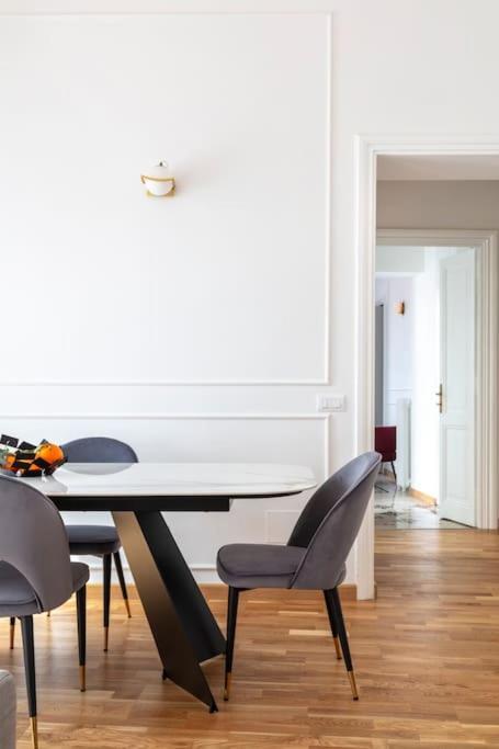 Sjr Luxury Apartment Trevi Fountain Рим Экстерьер фото