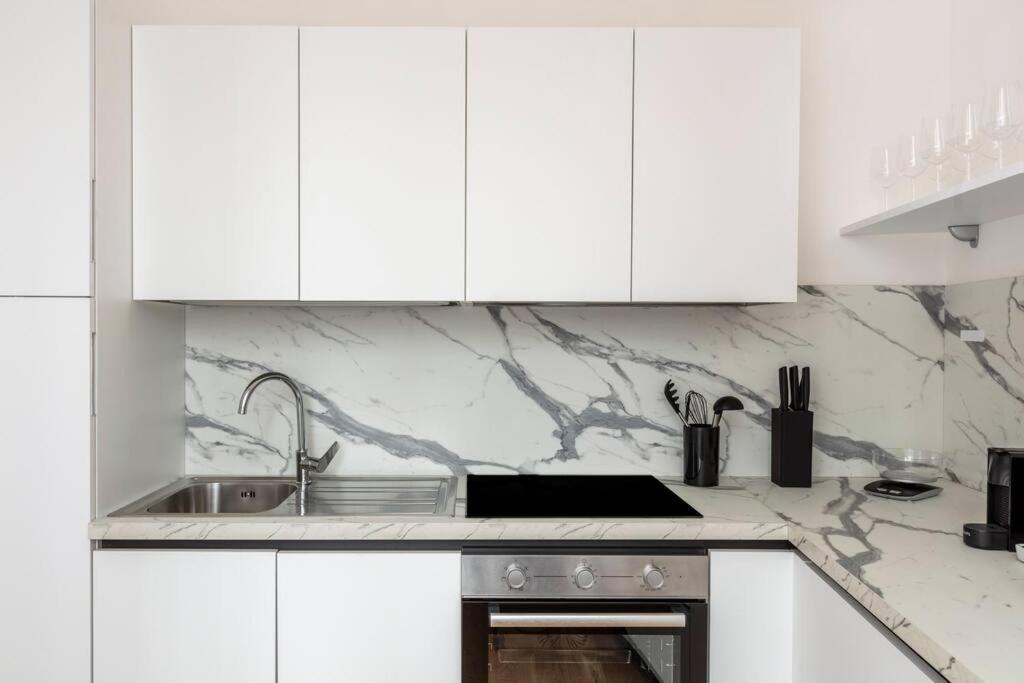 Sjr Luxury Apartment Trevi Fountain Рим Экстерьер фото